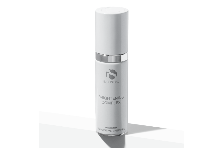 iS Clinical Brightening Complex. O'Skin Clinic Kolding.